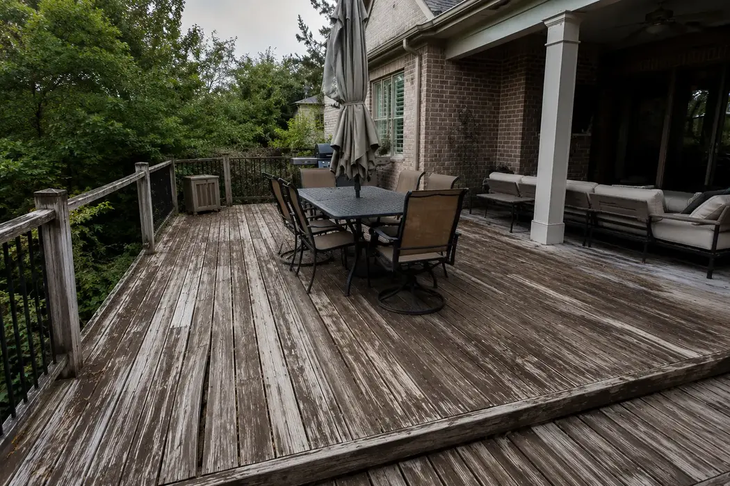 Deck before renovation